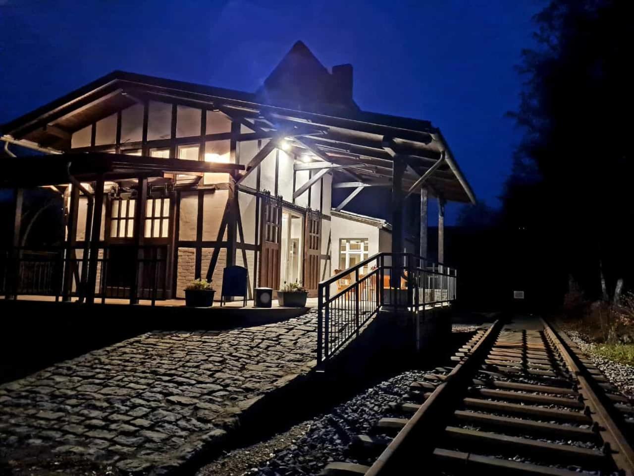 Museumsbahnhof Ahuette Hotel Uxheim ภายนอก รูปภาพ